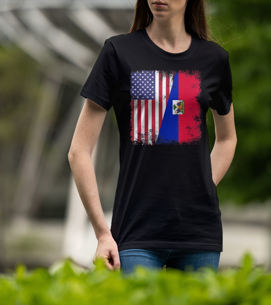 Half Haitian Flag Vintage Haiti U USA Grunge Style Flag Fusion T-Shirt