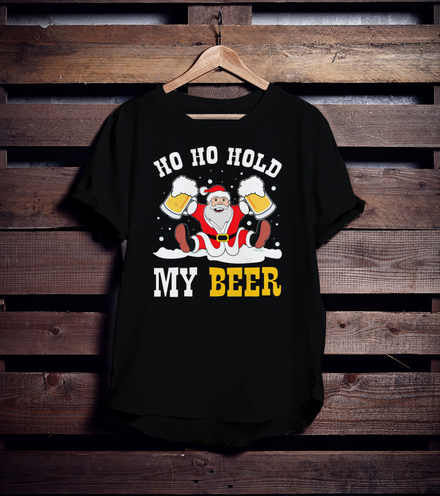 Ho Ho Hold My Beer Santa Claus With Beer Mugs In Snow T-Shirt