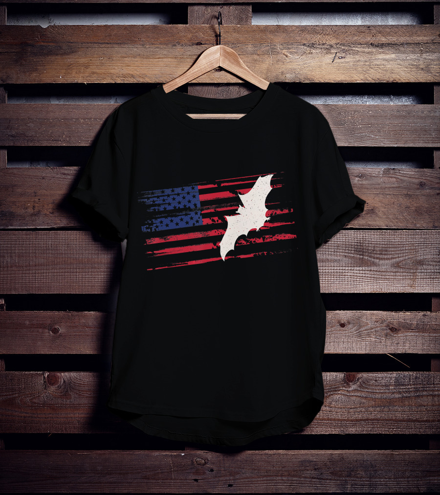 US American Flag Bat Silhouette Patriotic Flying Animal T-Shirt