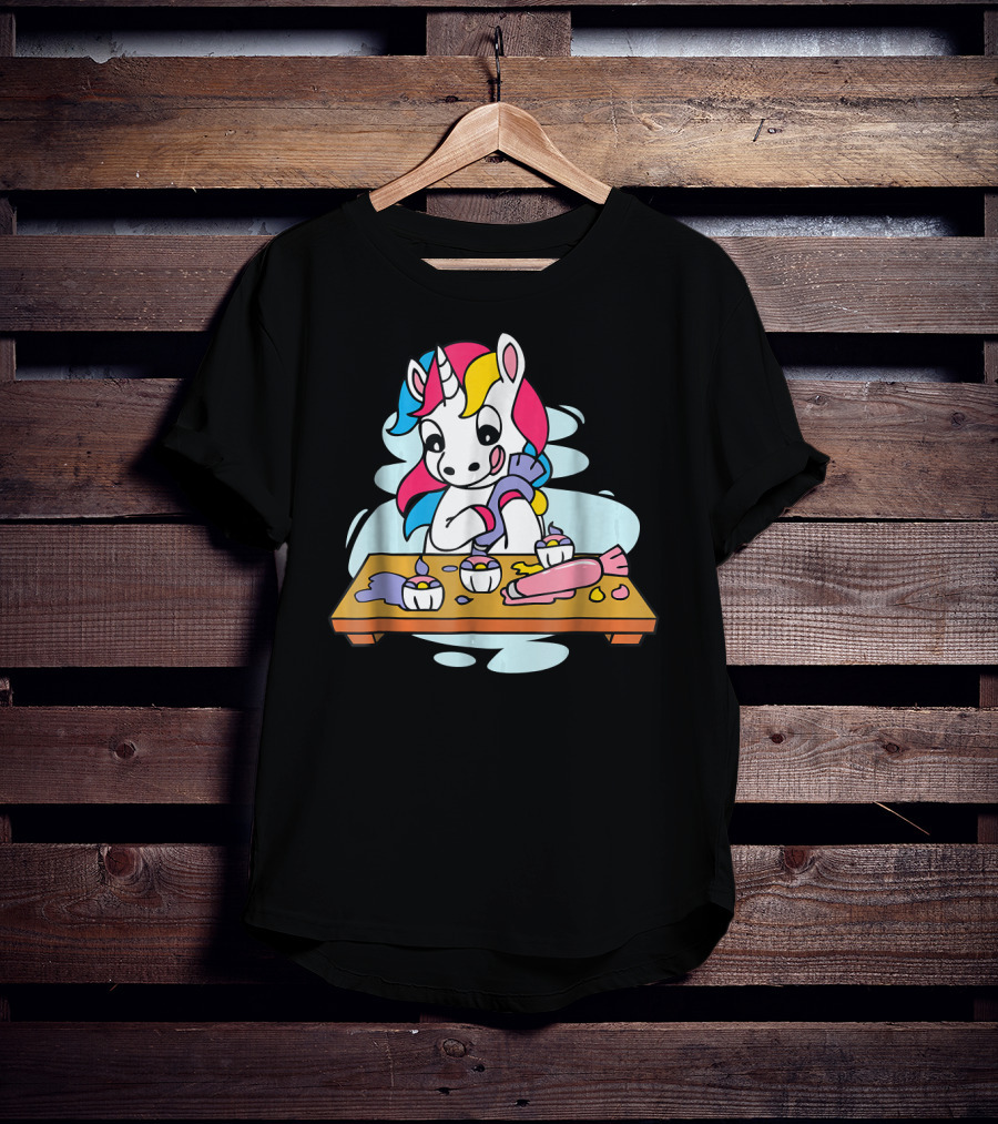 Unicorn Baking Cupcakes Cupcake Magic Baking Fun T-Shirt