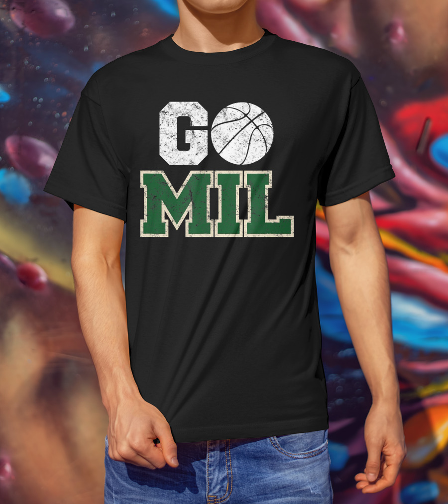 Go MIL Milwaukee Wisconsin City Basketball Vintage T-Shirt