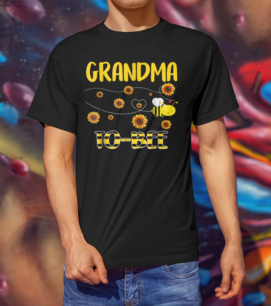 GRANDMA TO BEE Sunflowers And Bee T-Shirt