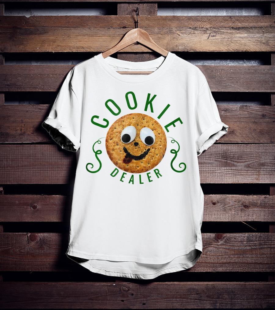 Cookie Dealer Smiling Biscuit Face T-Shirt