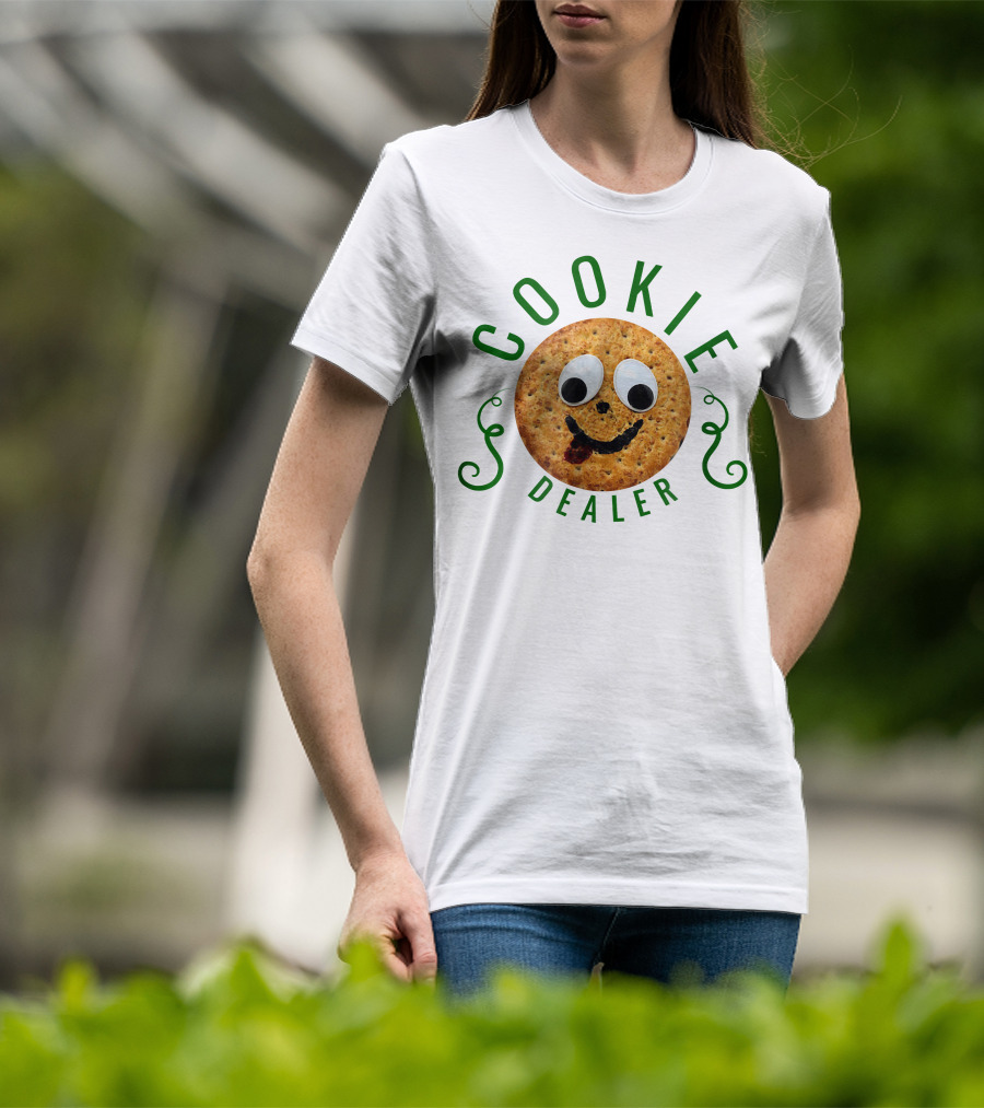 Cookie Dealer Smiling Biscuit Face T-Shirt