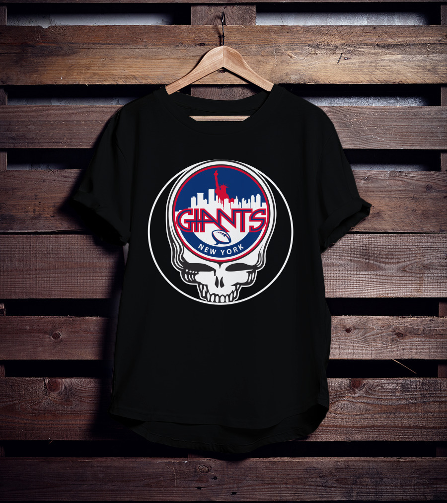 New York Giants GD Skull Logo Statue Of Liberty Skyline Football T-Shirt