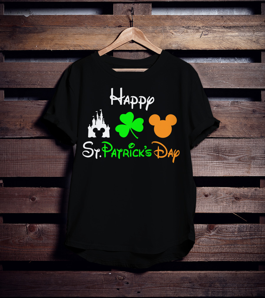 Happy St. Patrick's Day Castle Clover Mouse T-Shirt