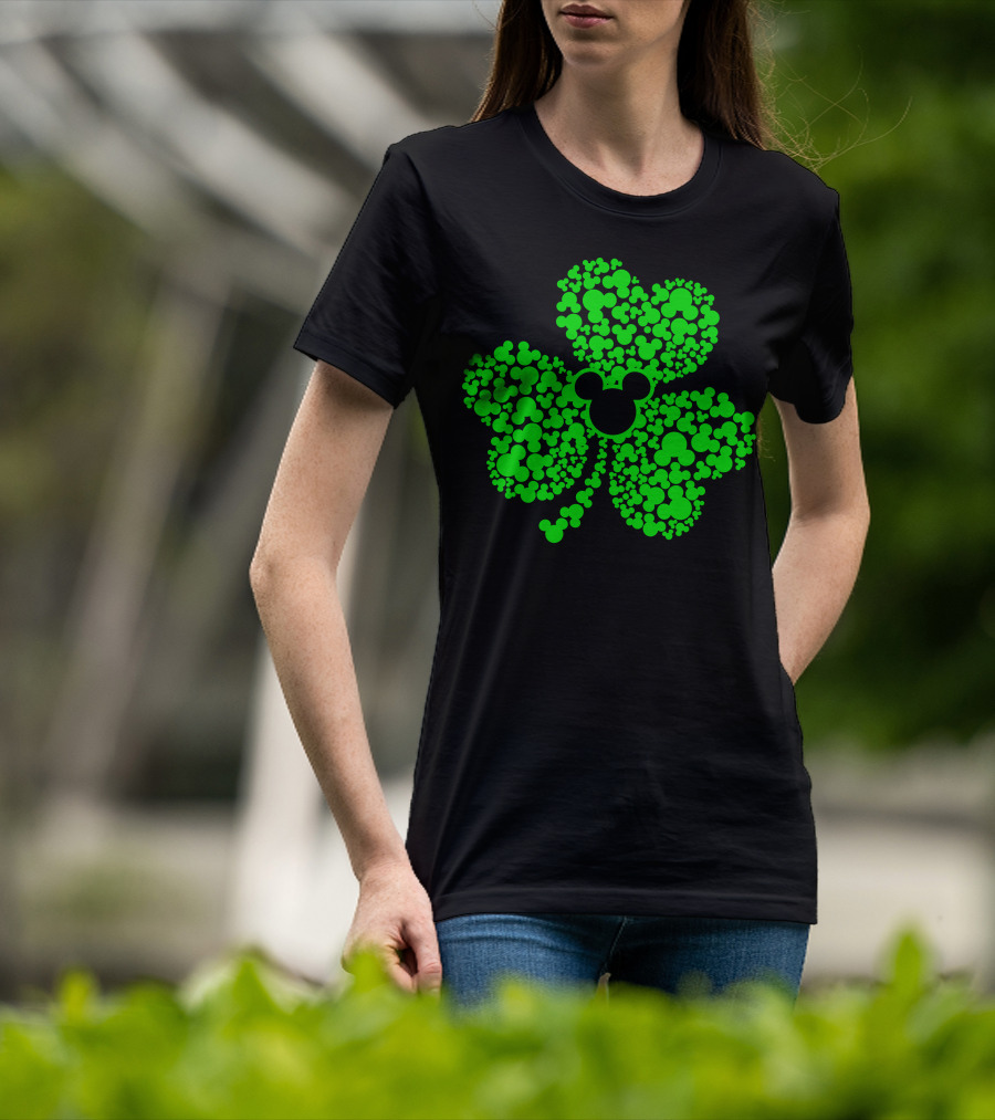 SHAMROCK Mouse Icon Themed St. Patrick's Day Green Flowers T-Shirt