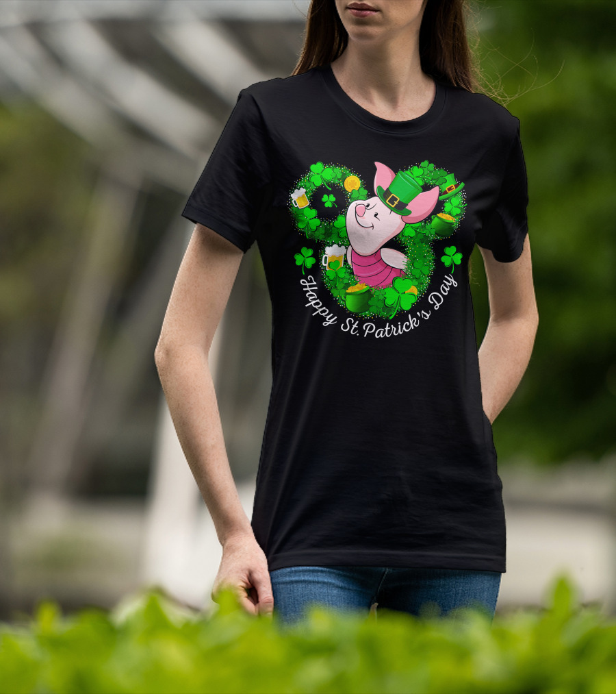 Happy St. Patrick's Day Piglet Shamrocks And Beer T-Shirt