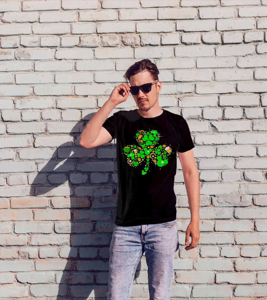 Shamrock St. Patrick's Day Mickey Mouse Beer Mug Horseshoe Pot Of Gold T-Shirt