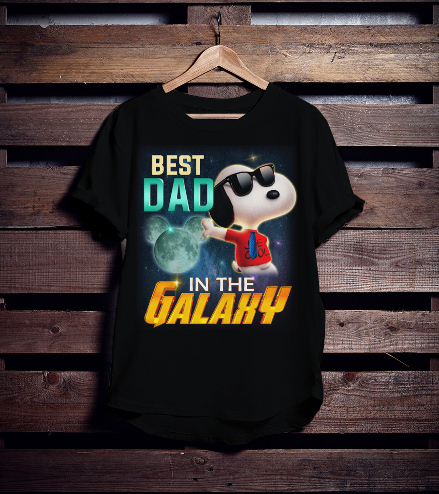 Best Dad IN The Galaxy Snoopy E Cool T-Shirt
