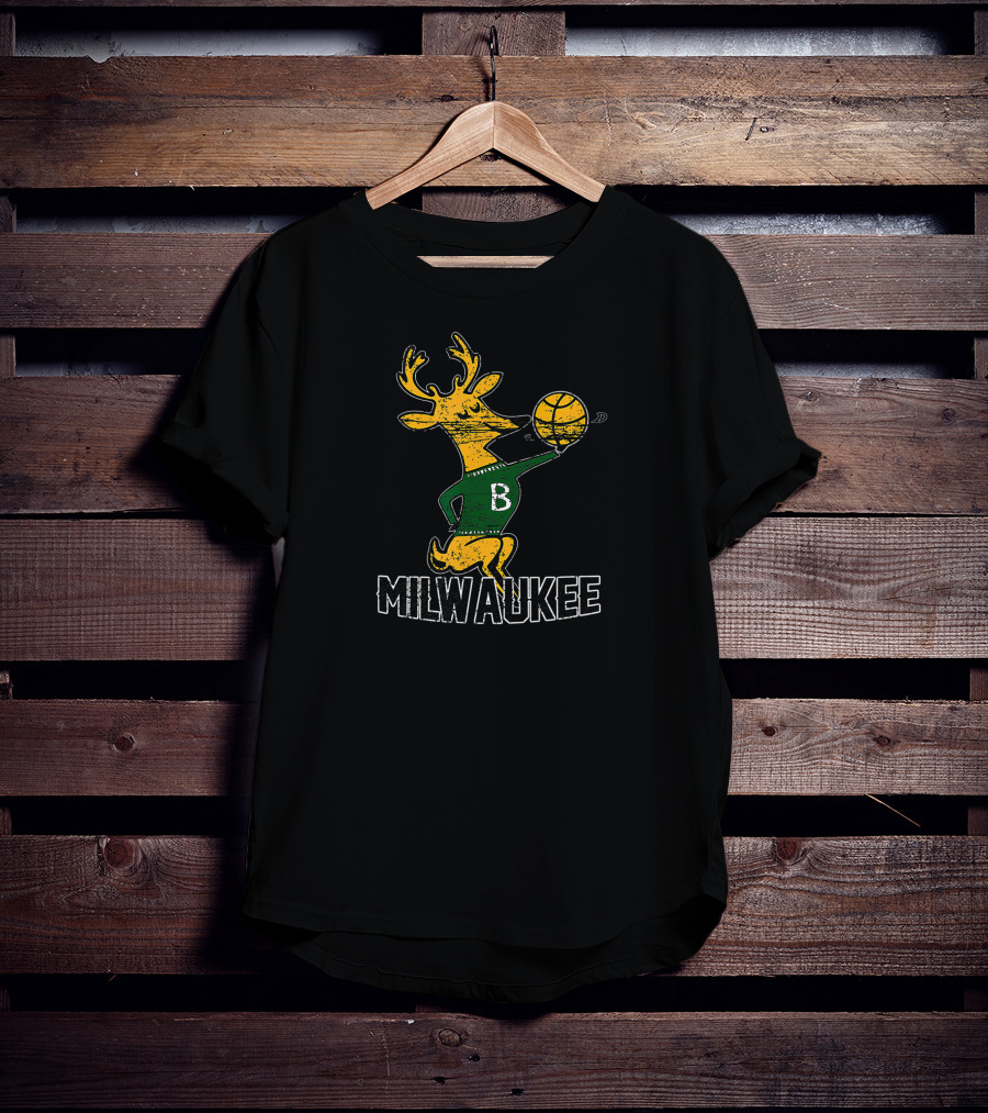Milwaukee Bucks Retro Deer Basketball T-Shirt