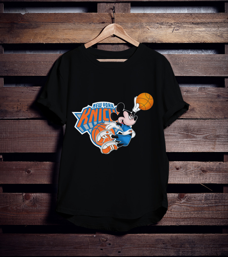 New York Knicks Mickey Basketball T-Shirt