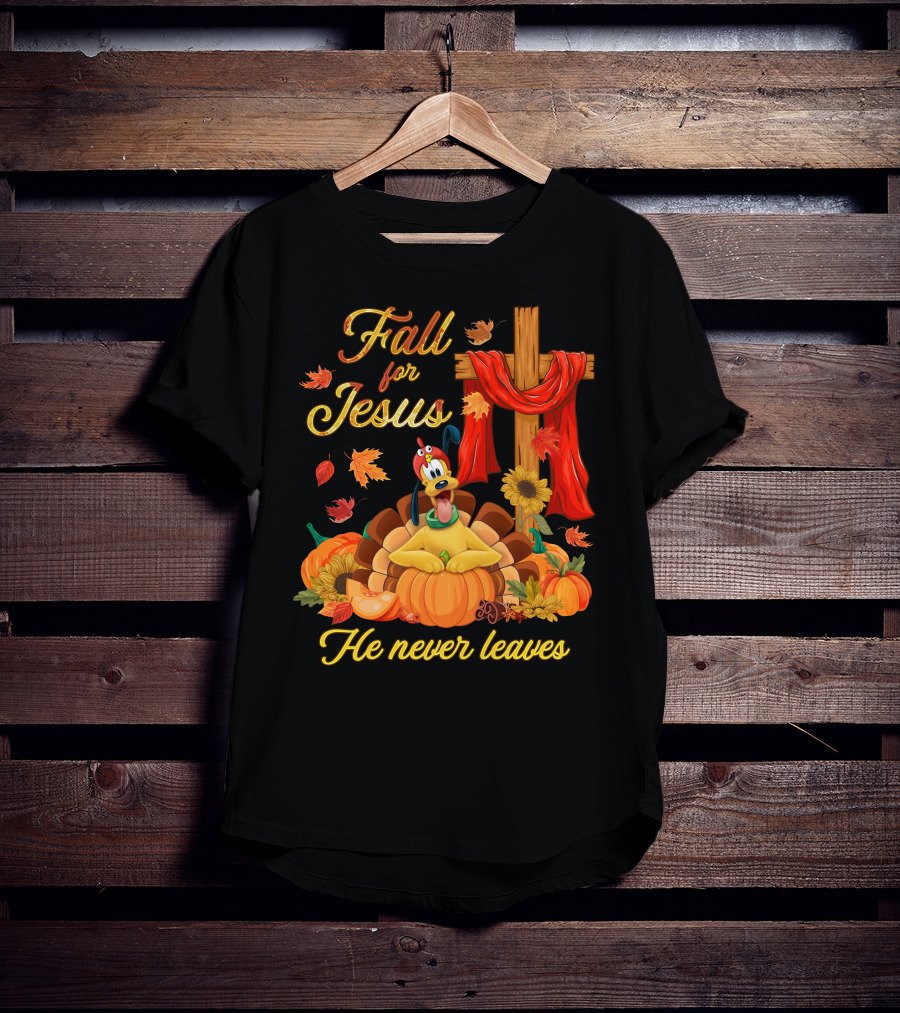 Fall For Jesus He Never Leaves Pluto Thanksgiving Cross Pumpkins T-Shirt