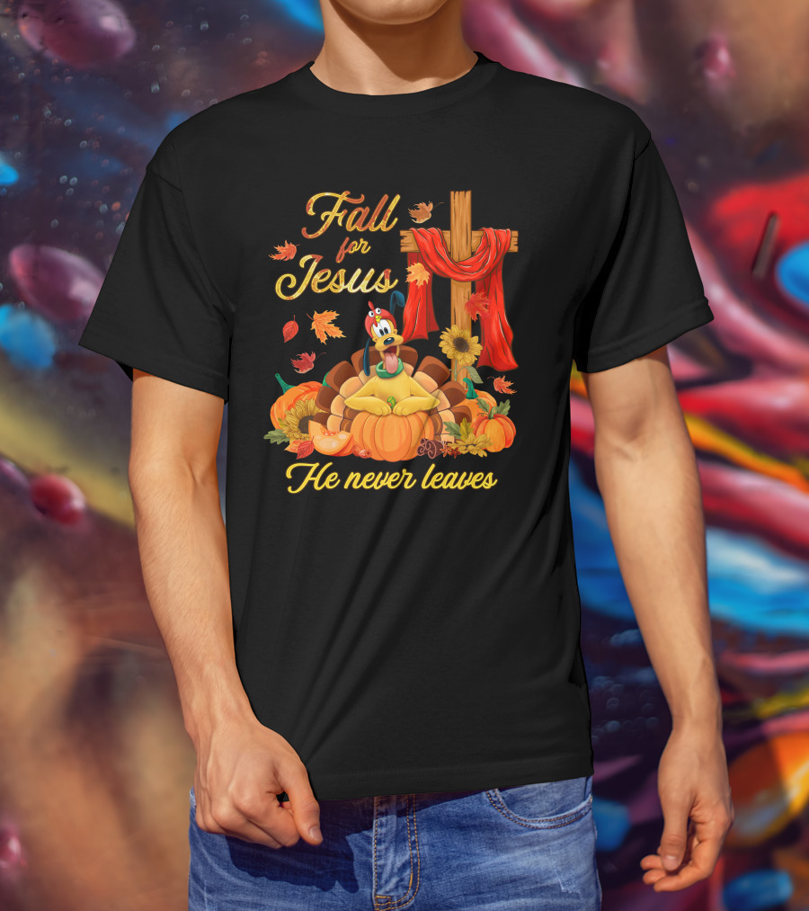 Fall For Jesus He Never Leaves Pluto Thanksgiving Cross Pumpkins T-Shirt