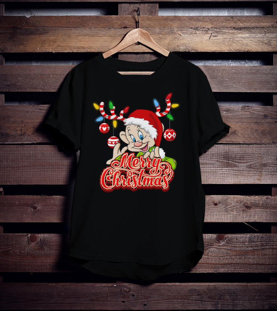 Merry Christmas Dopey Reindeer Antlers And Santa Hat With Christmas Ornaments T-Shirt