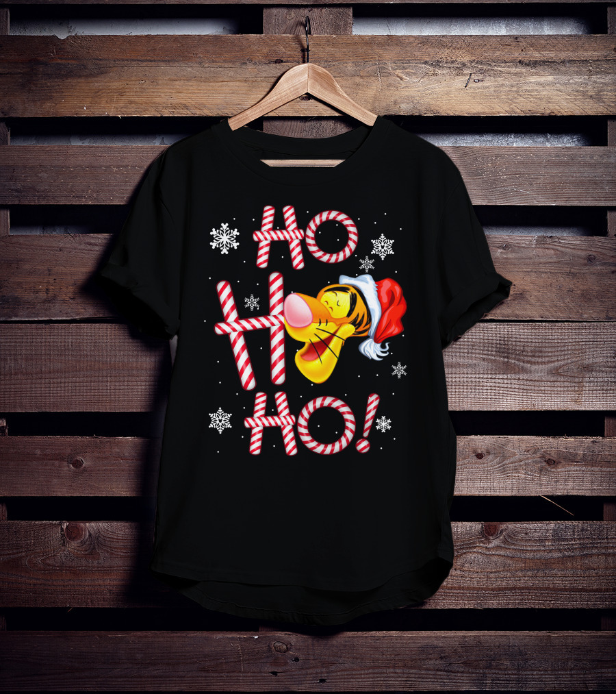 Tigger Ho Ho Ho Santa Hat Candy Cane Snowflakes T-Shirt
