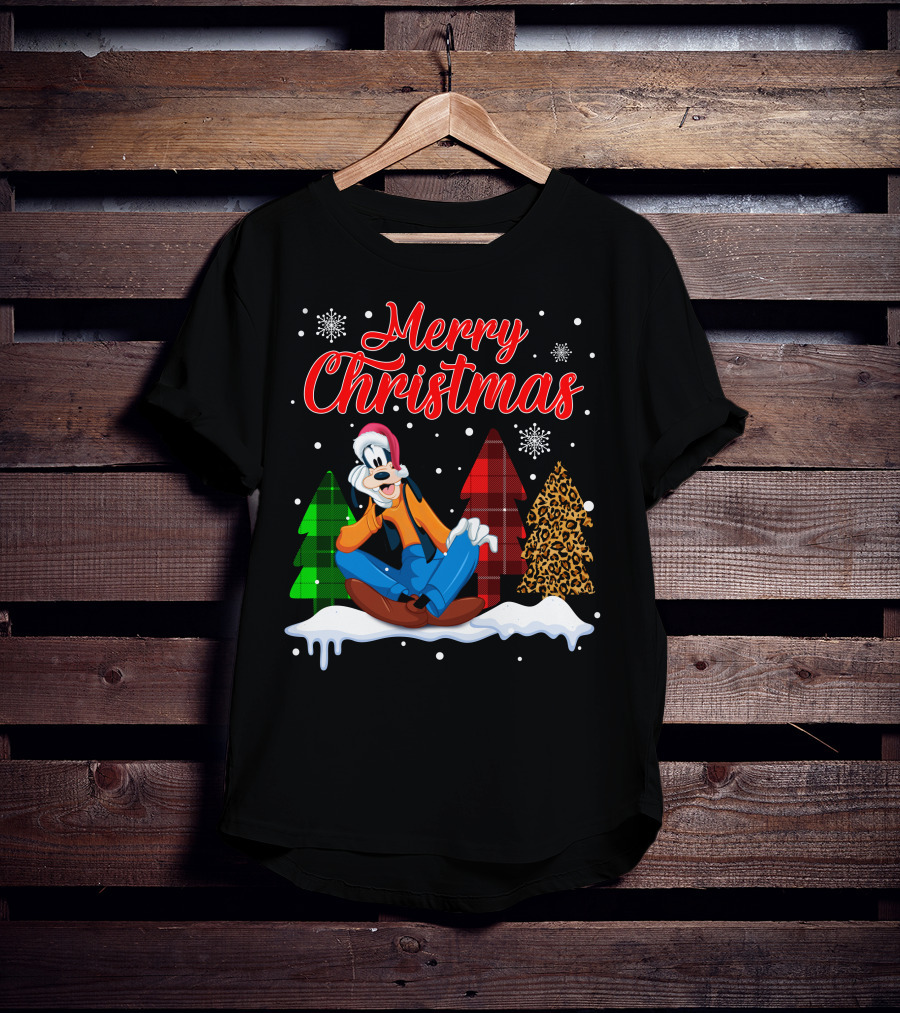 Merry Christmas Goofy With Plaid And Leopard Trees Snowflakes T-Shirt
