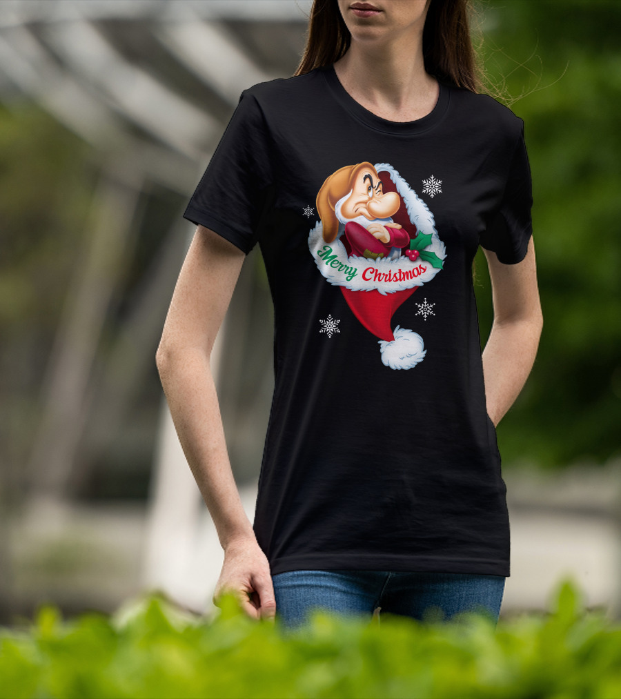 Grumpy Merry Christmas Santa Hat And Snowflakes T-Shirt