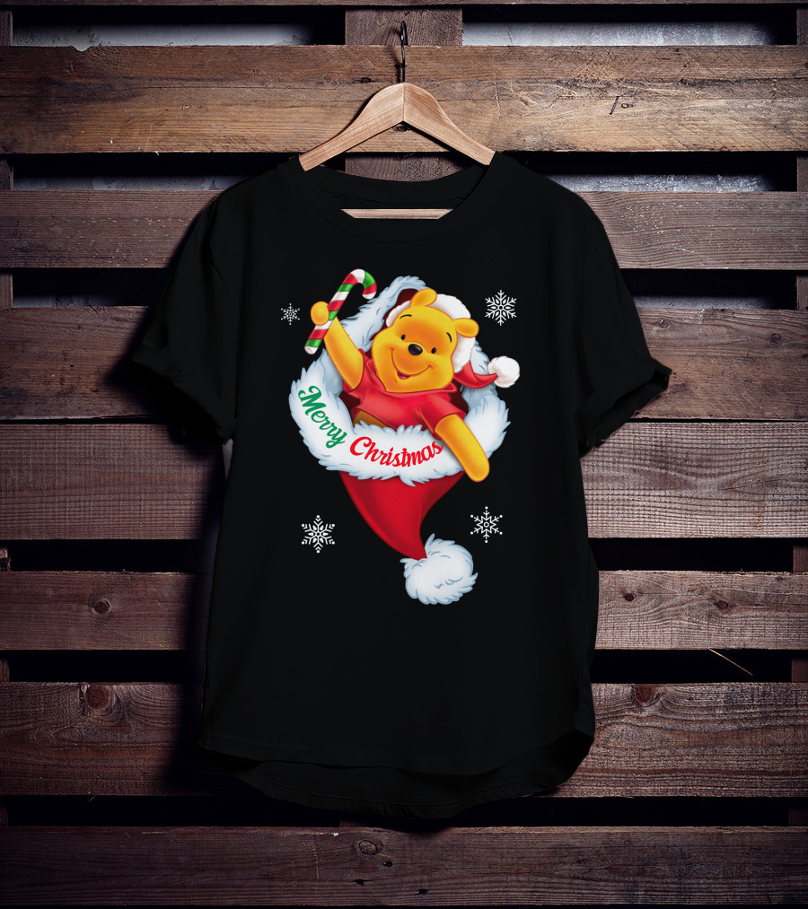Winnie The Pooh Merry Christmas Santa Hat Candy Cane T-Shirt
