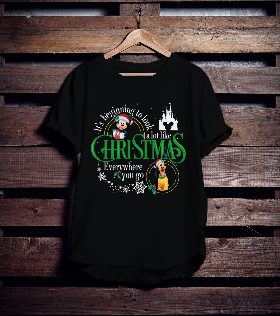 It's Beginning To Look A Lot Like Christmas Mickey And Pluto Everywhere You Go T-Shirt