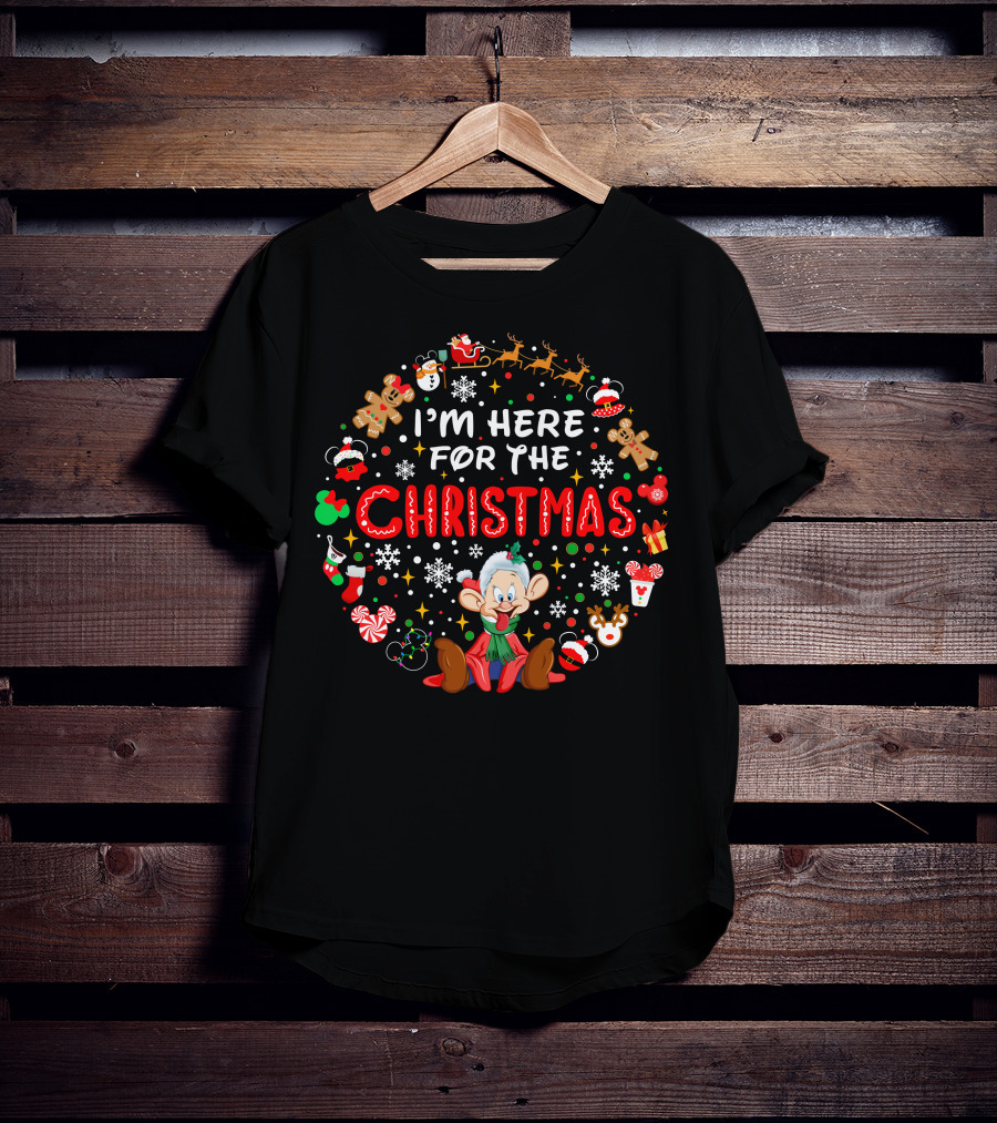 I'm Here For The Christmas Dopey Reindeer Snowflakes Gingerbread Santa Hat Fun T-Shirt