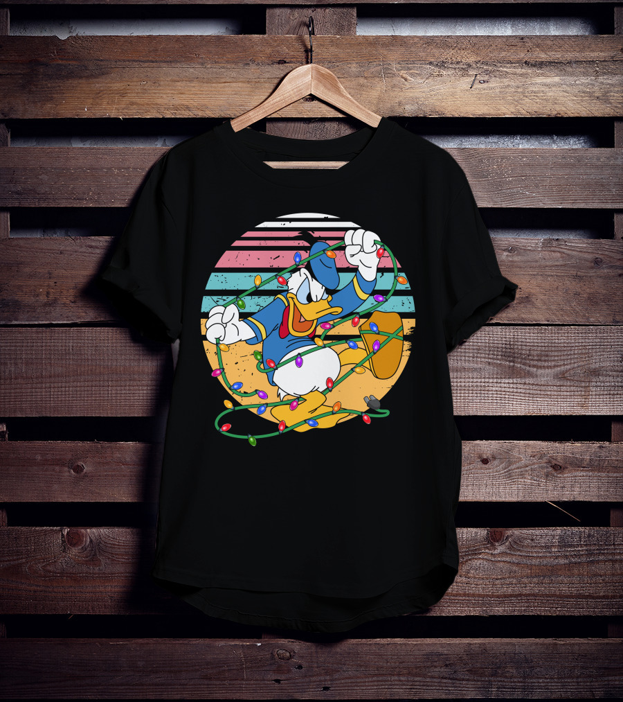 Donald Duck Tangled In Christmas Lights Vintage Style T-Shirt