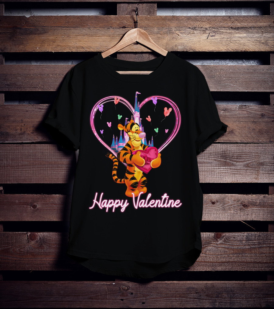 Tigger Happy Valentine Heart Castle Balloons T-Shirt