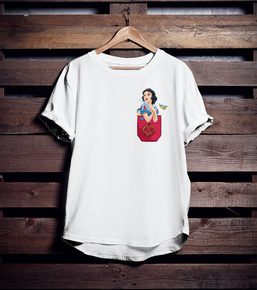 Snow White With Bluebird And Poison Apple Pocket T-Shirt
