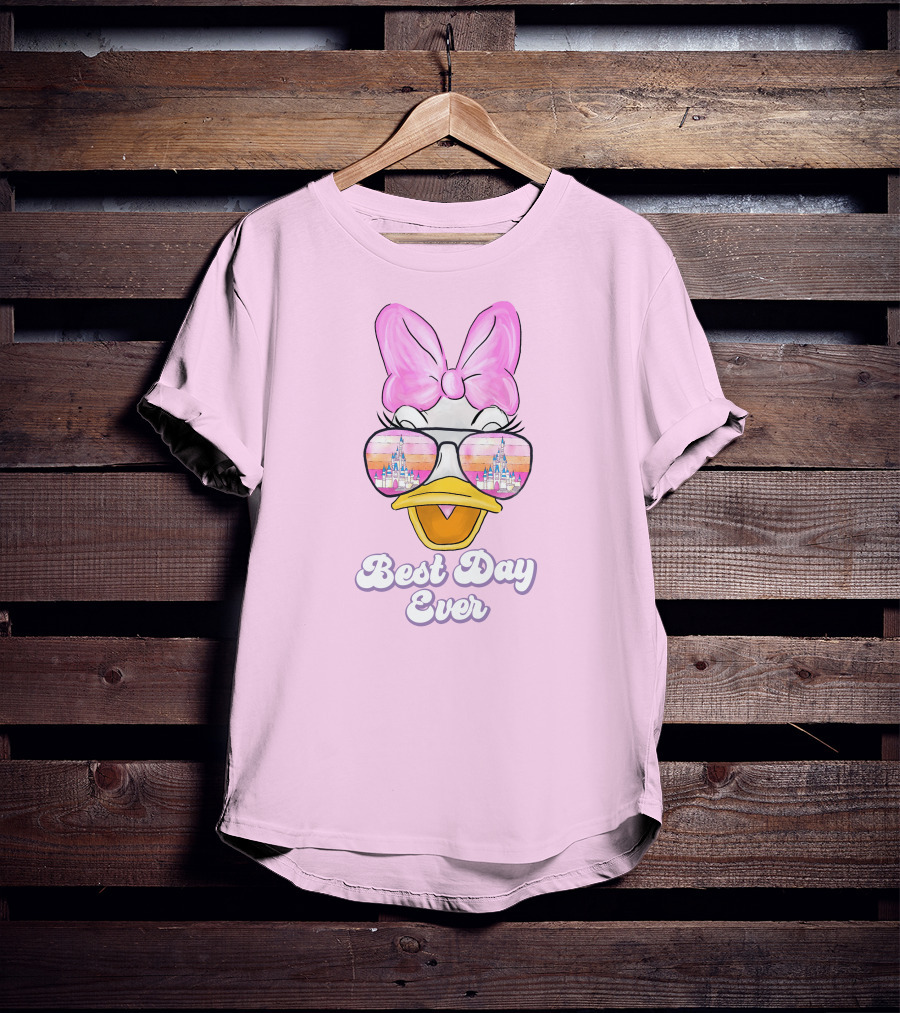 Best Day Ever Daisy Duck Disney Castle Reflection T-Shirt