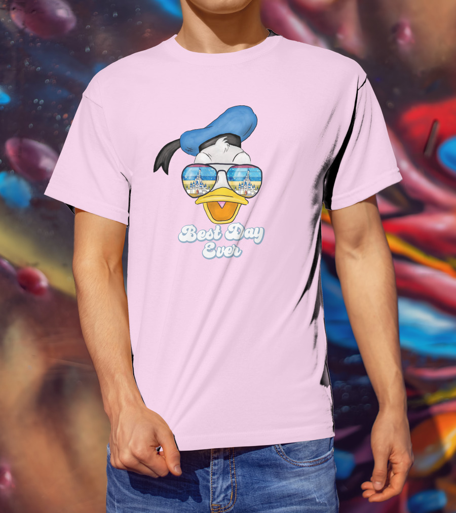 Donald Duck Best Day Ever Sunglasses And Castle T-Shirt