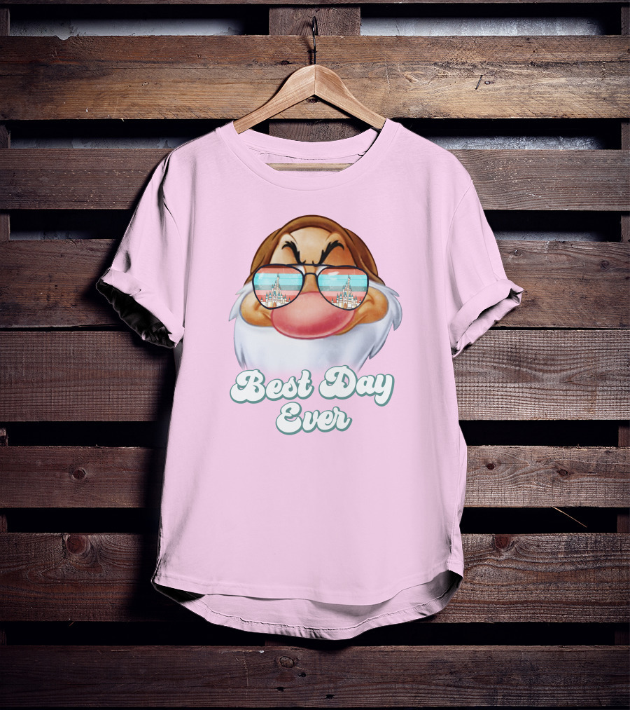 Best Day Ever Grumpy Dwarf Sunglasses Castle Scene T-Shirt