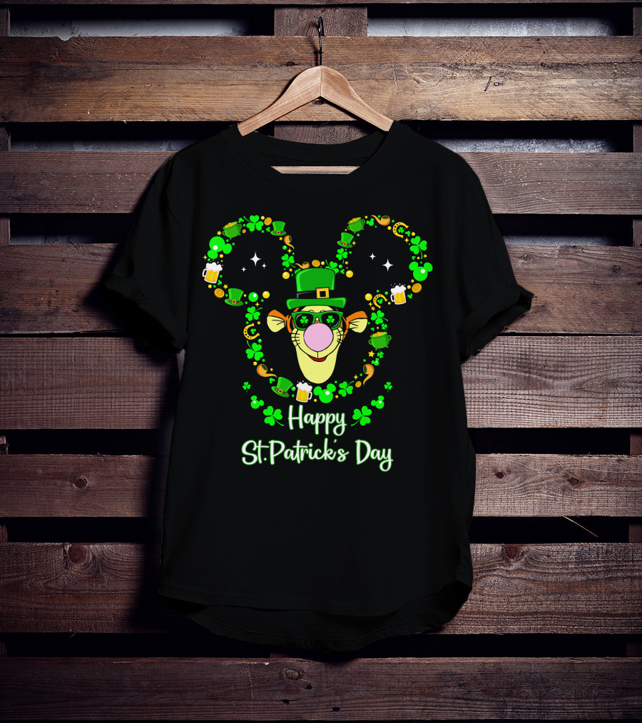 Happy St. Patrick's Day Tigger Shamrock Hat Beer Coin Celebration T-Shirt