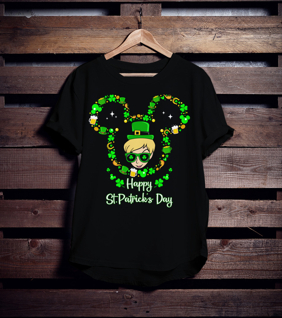 Happy St. Patrick's Day Tinkerbell In Green Hat With Shamrocks And Beers T-Shirt