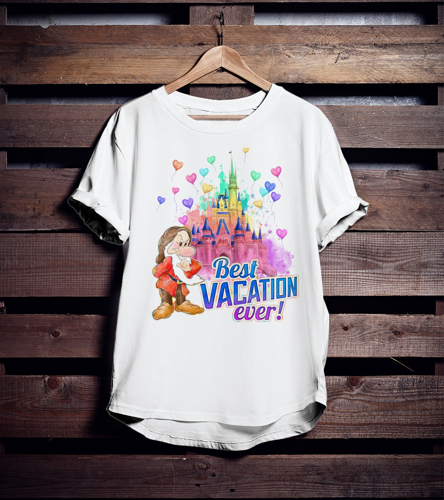 Best Vacation Ever Grumpy Castle Balloons T-Shirt