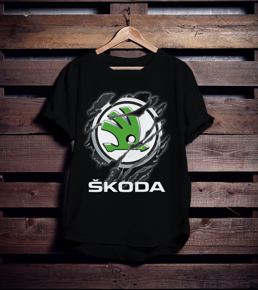 Skoda Green Emblem With Claw Marks T-Shirt