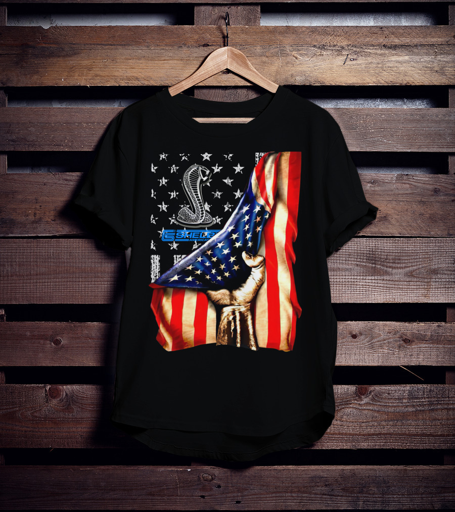 SHELBY AMERICA FLAG COBRA STAR SYMBOL FIST GRIP T-Shirt