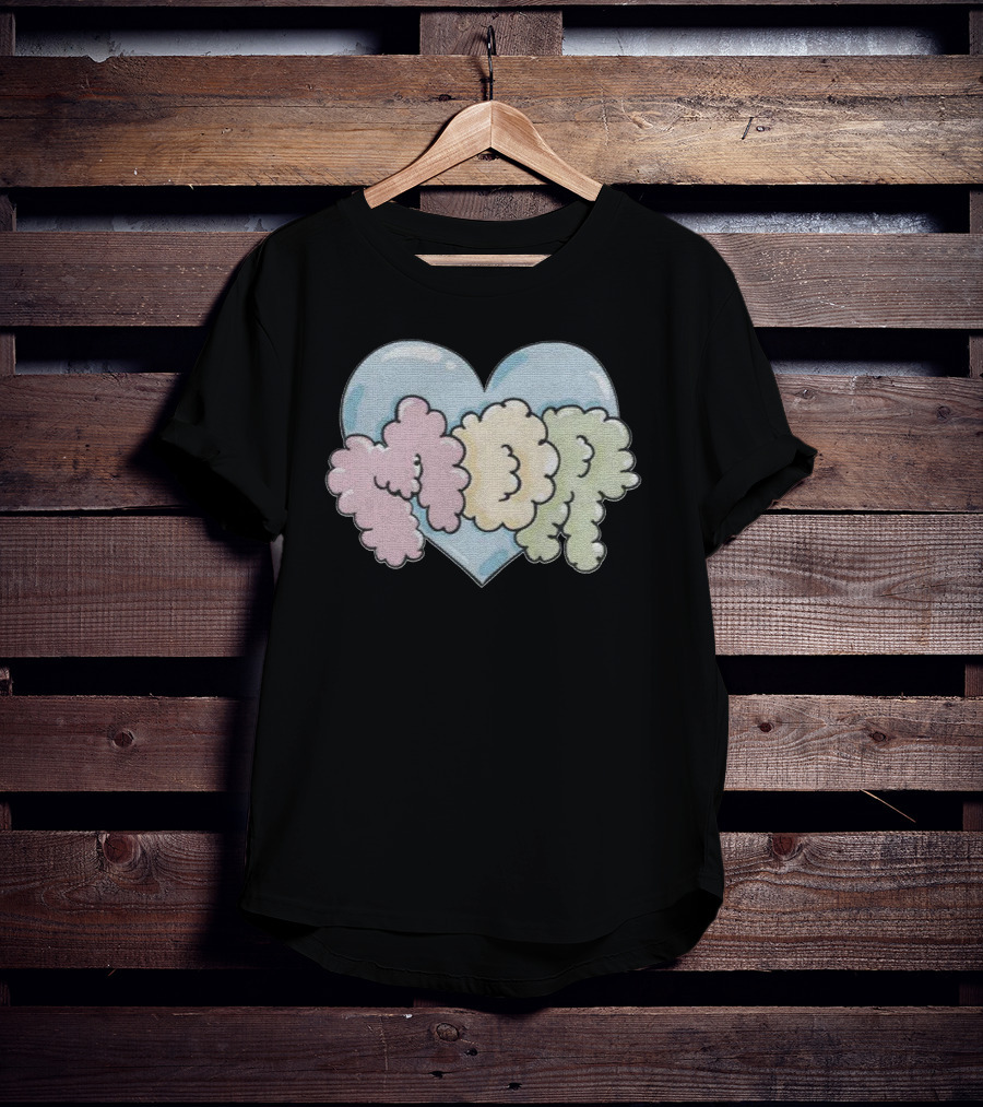 Feid Heart MOR Pastel Cloud Letters T-Shirt