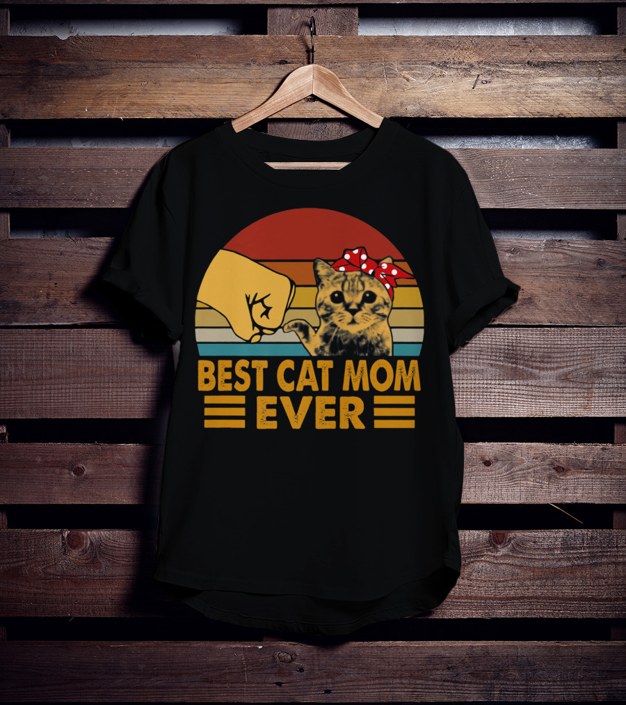 Best Cat Mom Ever Vintage Fist Bump With Cat Bow Stripes T-Shirt