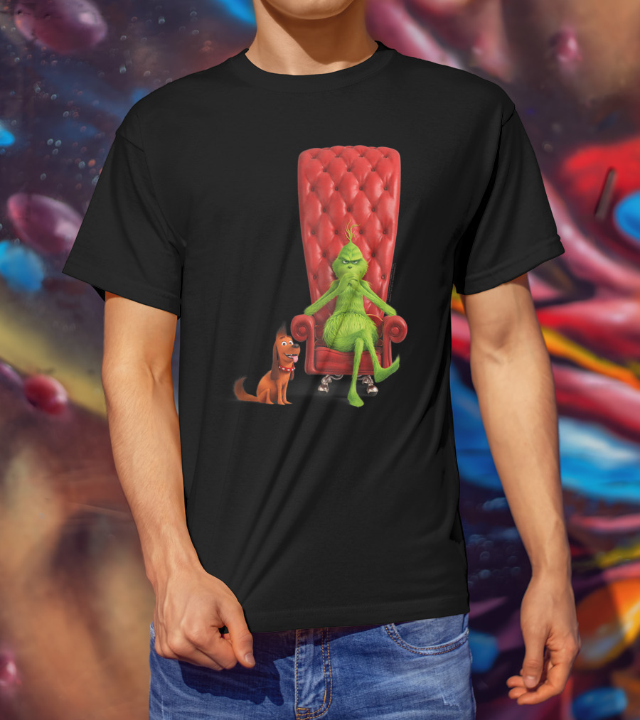Dr Seuss The Grinch And Max On Red Tufted Chair T-Shirt