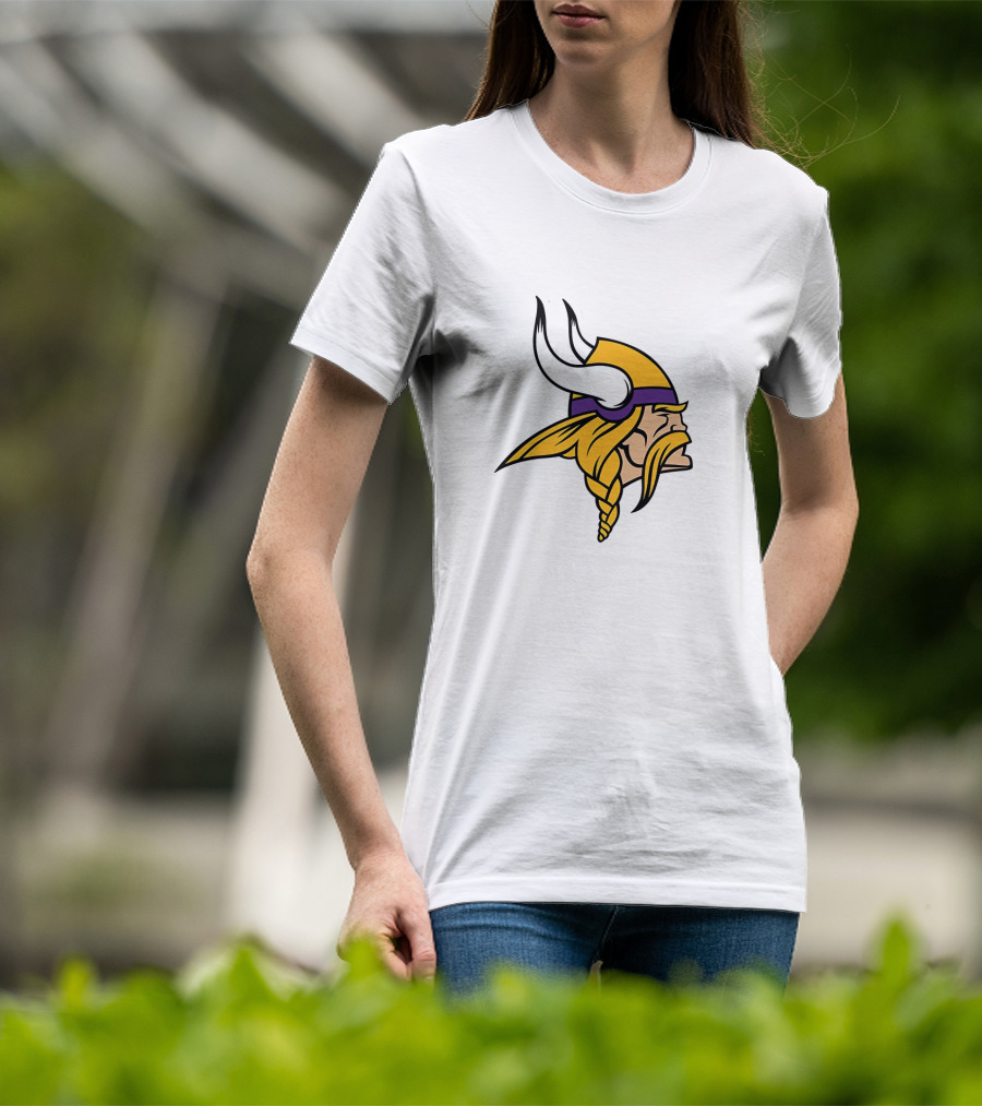 Noah Schnacky Minnesota Vikings T-Shirt