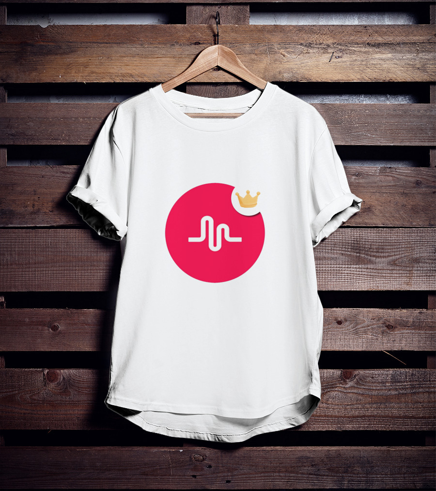 Tate McRae Musical.ly Logo Crown T-Shirt