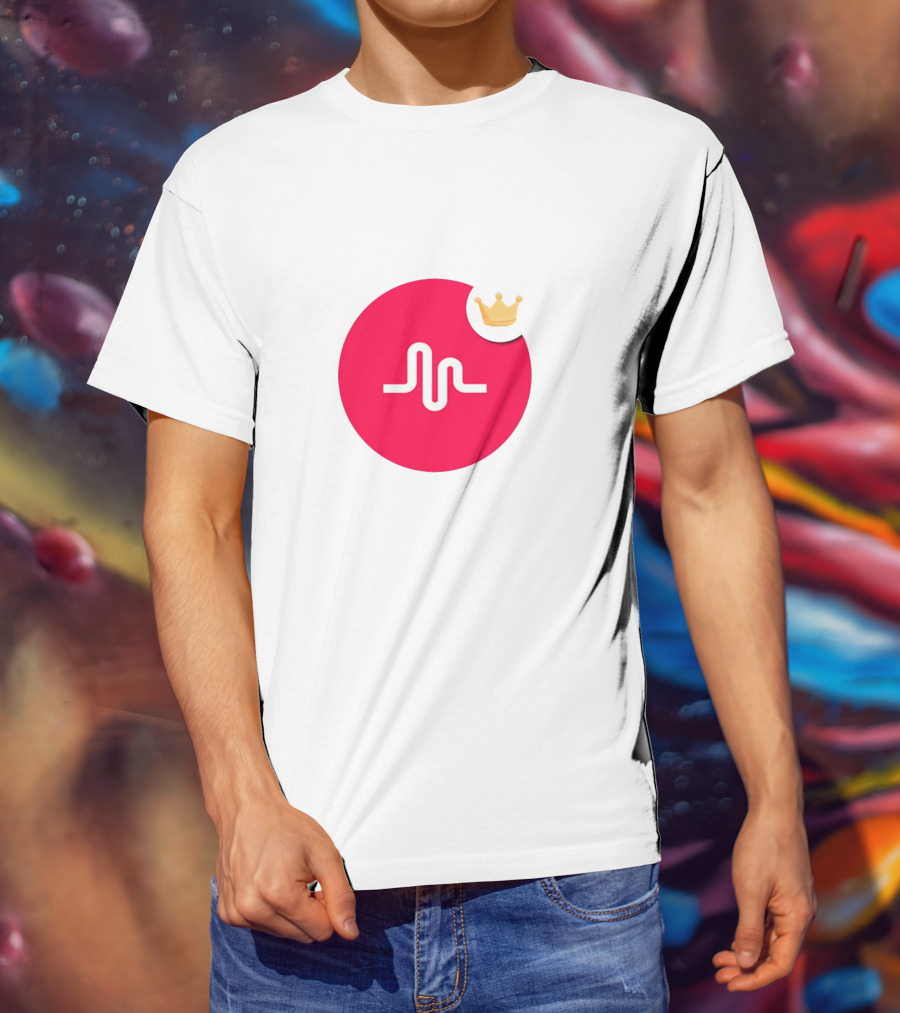 Tate McRae Musical.ly Logo Crown T-Shirt