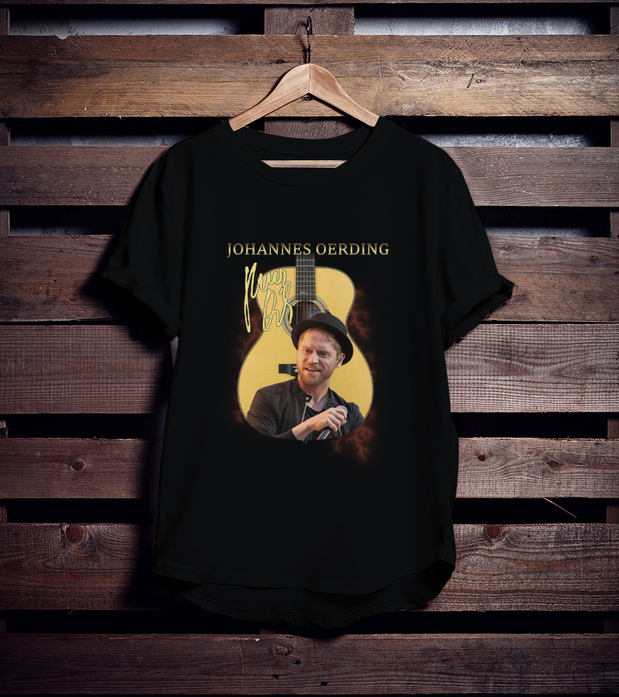 Johannes Oerding Signature Guitar With Lightning And Performance T-Shirt
