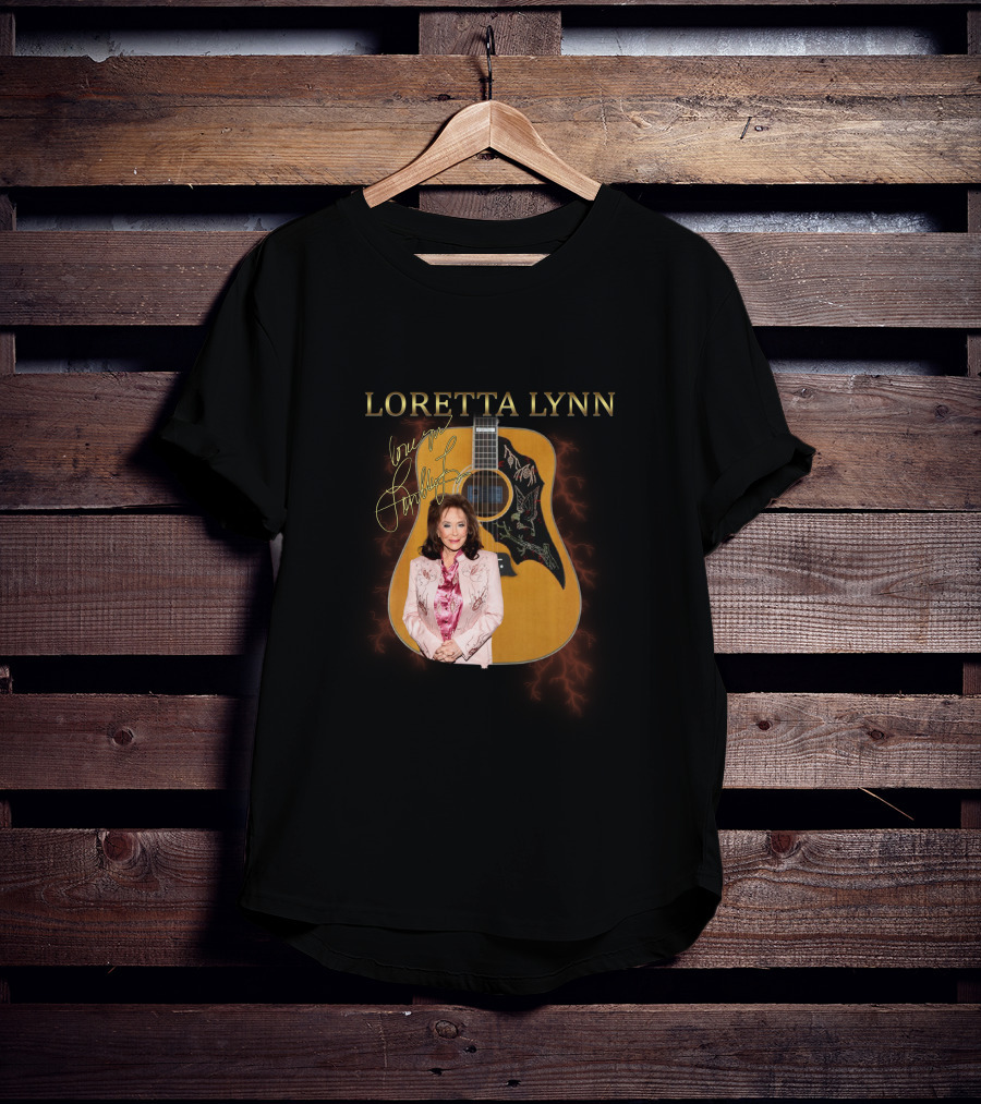 LORETTA LYNN Signature Guitar Country Music T-Shirt