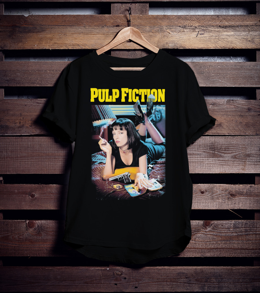 Pulp Fiction Mia Wallace Smoking Gun And Magazine T-Shirt