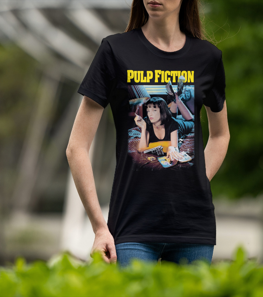 Pulp Fiction Mia Wallace Smoking Gun And Magazine T-Shirt
