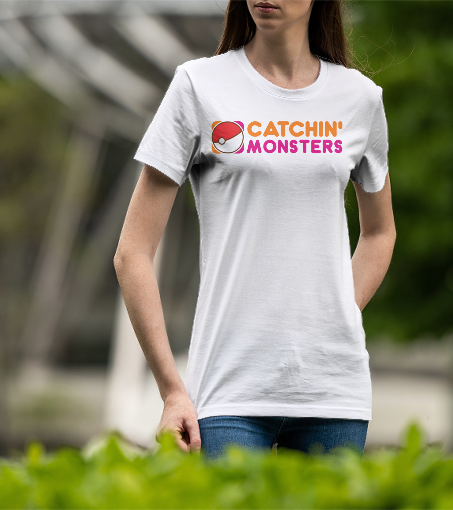 CATCHIN' MONSTERS Poké Ball T-Shirt