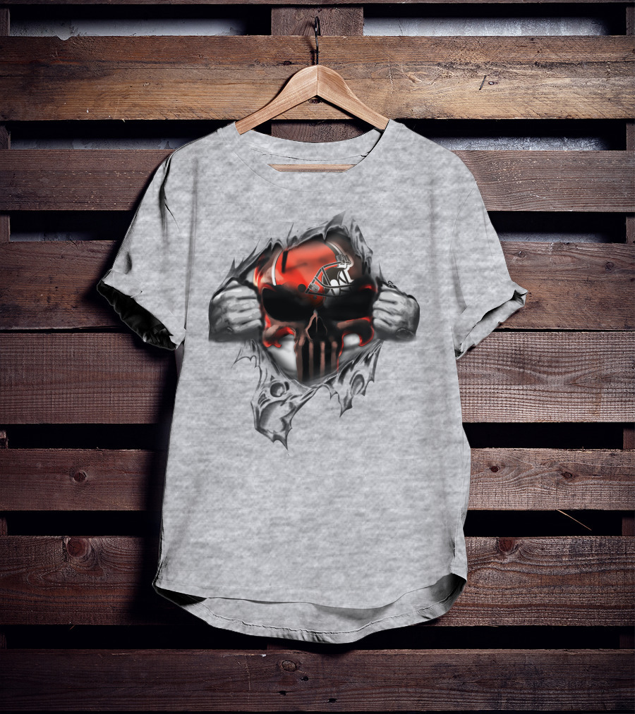 Cleveland Browns Punisher Skull Ripped T-Shirt