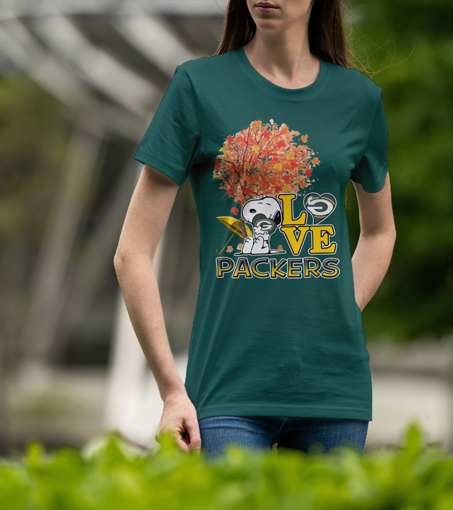Love Packers Snoopy Green Bay Packers Autumn Tree T-Shirt