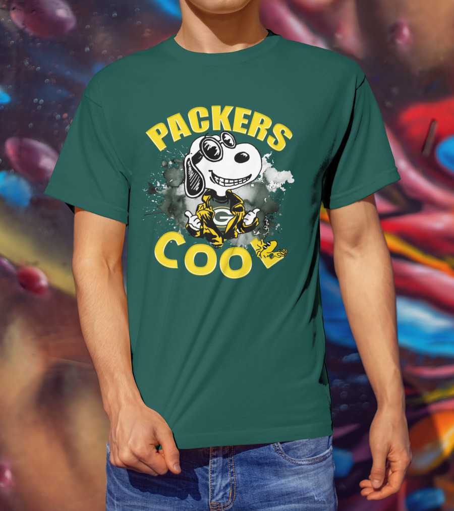 Packers Cool Snoopy Green Bay Packers Football T-Shirt